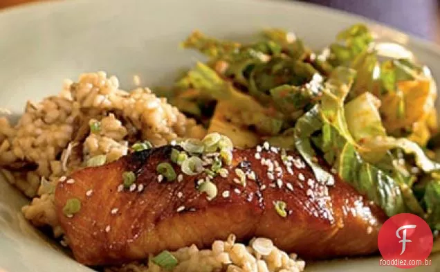 Salada Romaine com vinagrete de tomate seco ao sol
