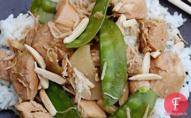 Frango De Amêndoa Com Fogão Lento