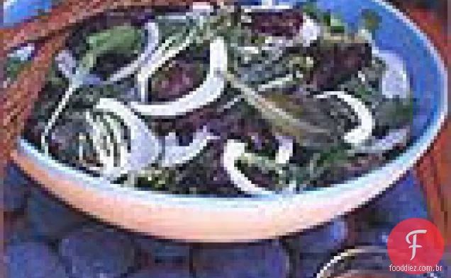 Salada de alface e erva-doce com vinagrete cítrico