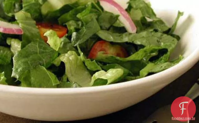 Salada Romaine com vinagrete de abacate e limão
