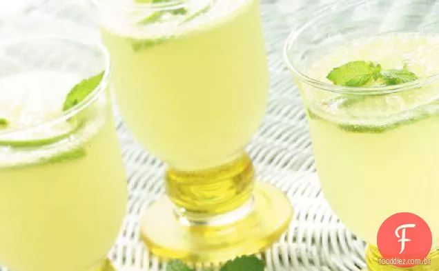 Kiwi-Limão-Rum Slush