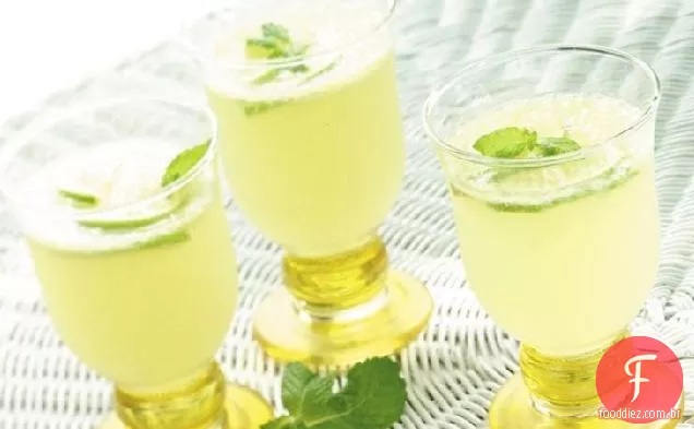 Kiwi-Limão-Rum Slush