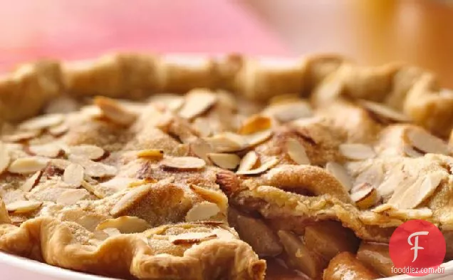 Torta De Amêndoa E Pêra