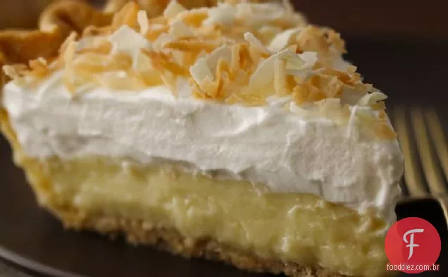 Torta De Creme De Coco De Ameaça Tripla