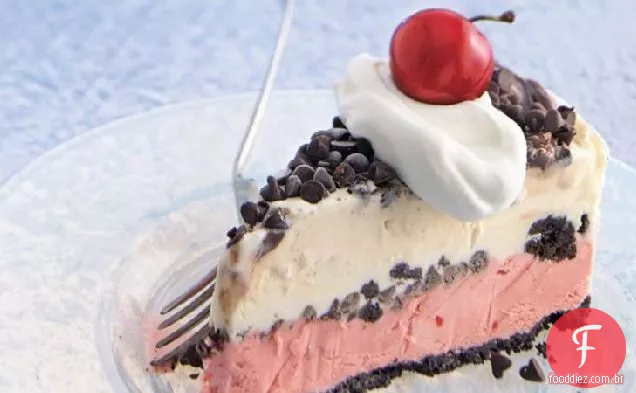 Bolo De Sorvete De Chocolate E Cereja