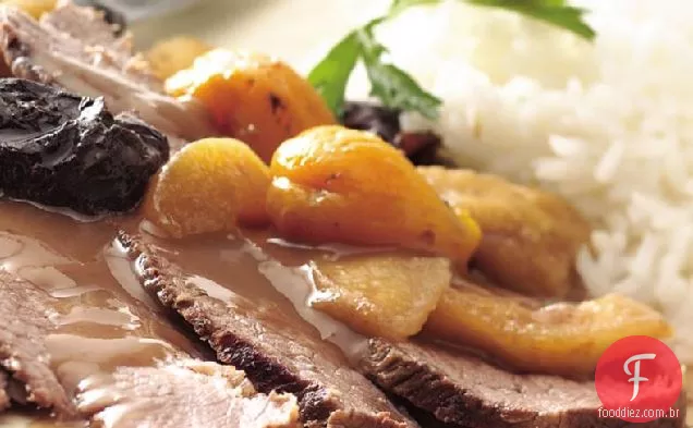 Slow-Cooker doce e saboroso peito de carne