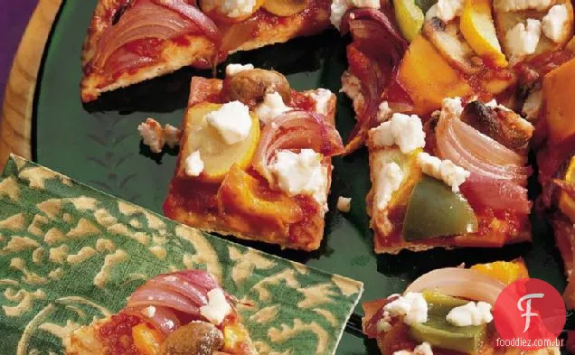 Pizza de queijo vegetal e cabra assada