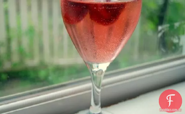 Vinho Branco-Morango Sangria