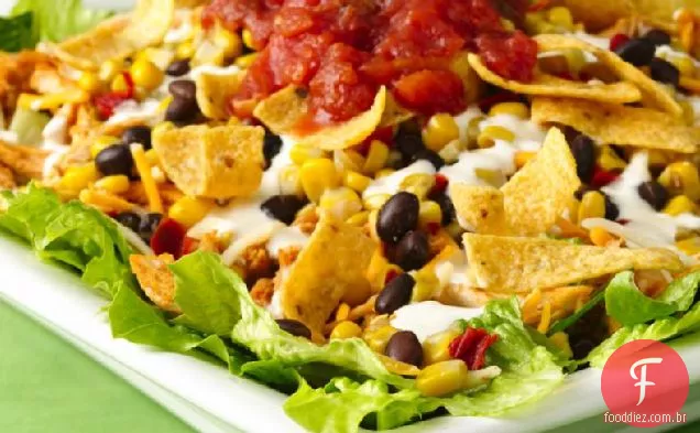 Salada Em Camadas De Frango Do Sudoeste