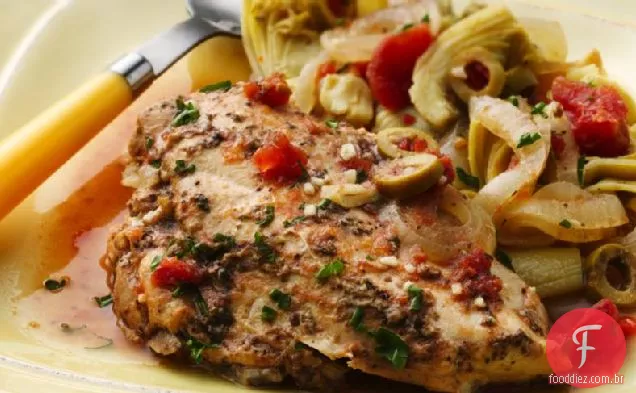 Frango em panela lenta com tomate e alcachofra