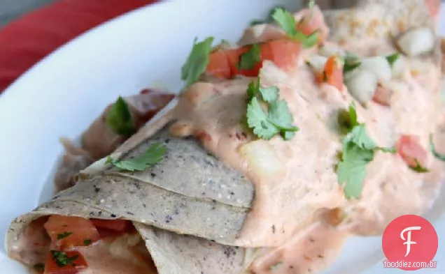 Enchiladas De Frango Crepe De Milho Azul