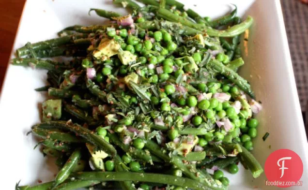 Salada De Feijão Verde Com Sementes De Mostarda E Estragão