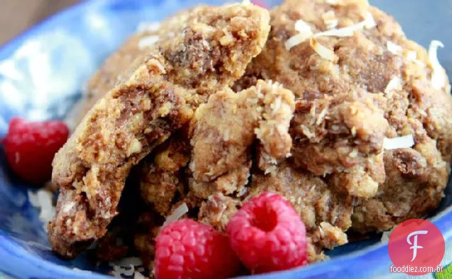 Biscoitos de chocolate com manteiga e Coco dourados