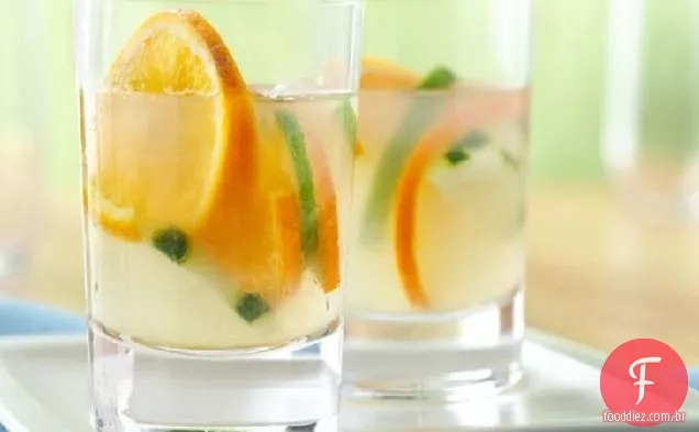 Skinny Cucumber Lime SPAgarita