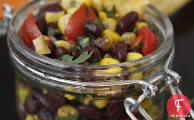 Salsa de milho e Feijão Preto