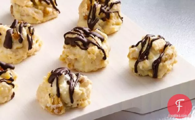 No-Bake Muddy Buddies ® Snickerdoodle Drop Cookies
