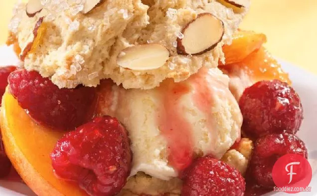 Pêssego Melba Shortcakes