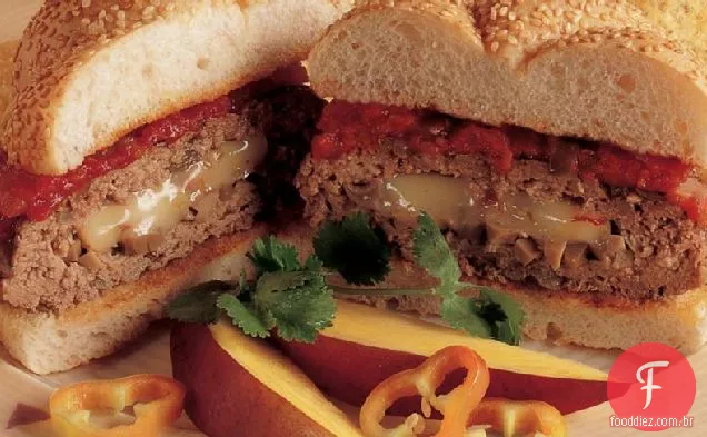 Cheeseburgers Do Sudoeste Grelhados De Dentro Para Fora