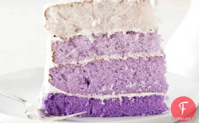 Bolo Roxo Da Camada De Ombre