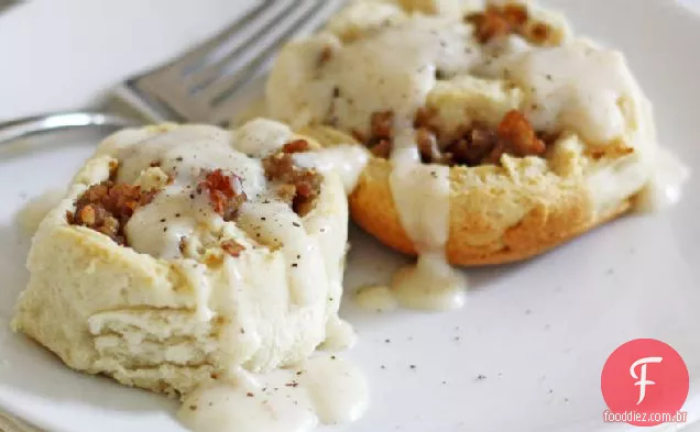 Biscoitos e pãezinhos de molho
