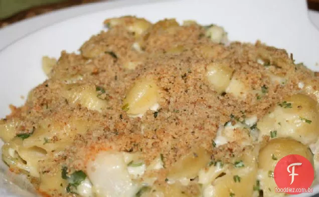 Camarão e macarrão com alho