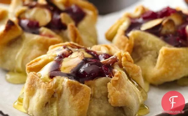 Mini Mel-Crostatas De Cranberry De Amêndoa
