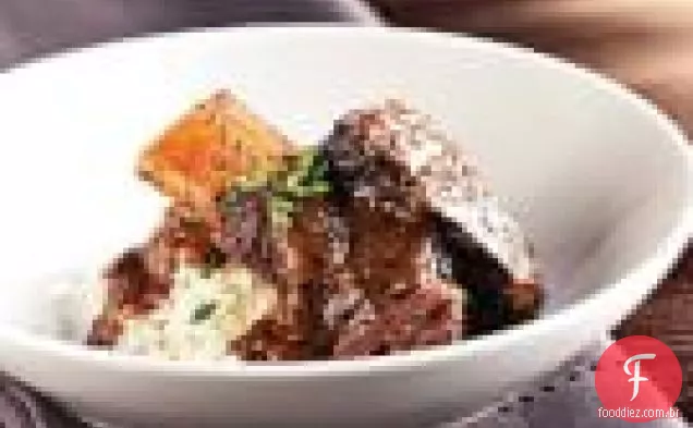 Pimenta Preta E Mostarda Costelas Curtas Refogadas
