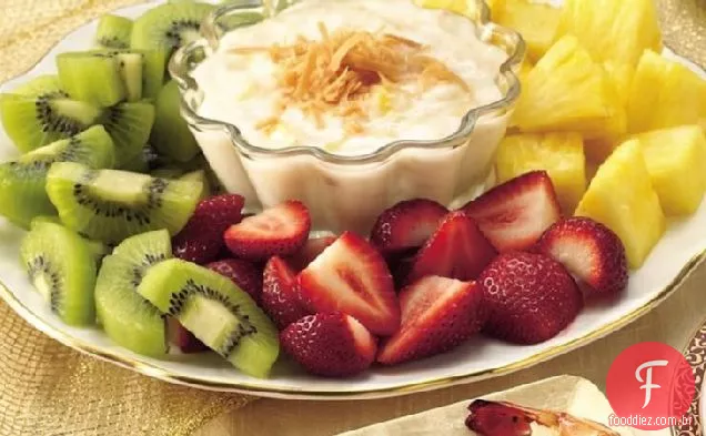 Fruta com molho Piña Colada