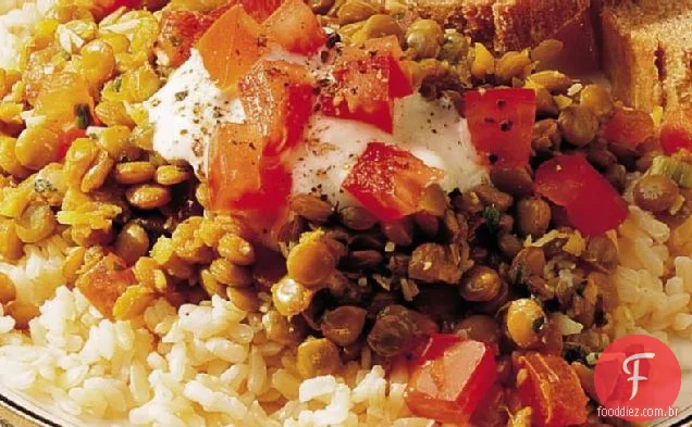 Lentilhas indianas e arroz