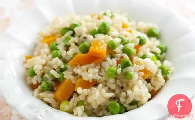 Arroz com manteiga com ervilhas