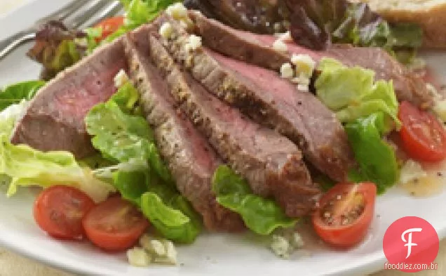 Salada de bife vitrificado com mostarda