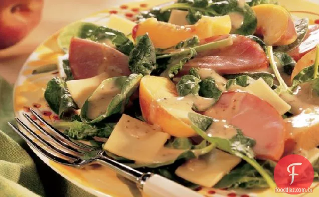Salada Canadense de Bacon e Gouda
