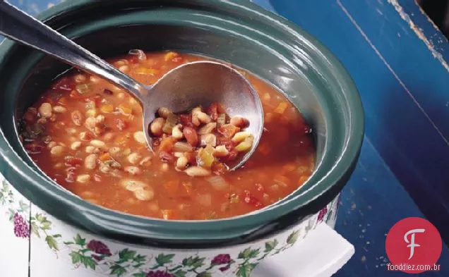 Sopa Fácil Do Multi-Feijão Do Lento-Fogão
