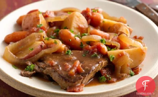 Ceia Suíça Do Bife Do Lento-Fogão
