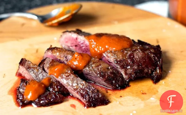 Molho De Bife De Pimenta Carbonizada