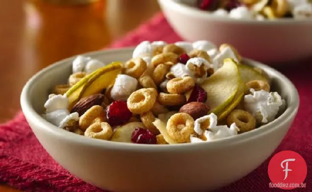 Cinnamon Burst Cheerios ® Snack Mix