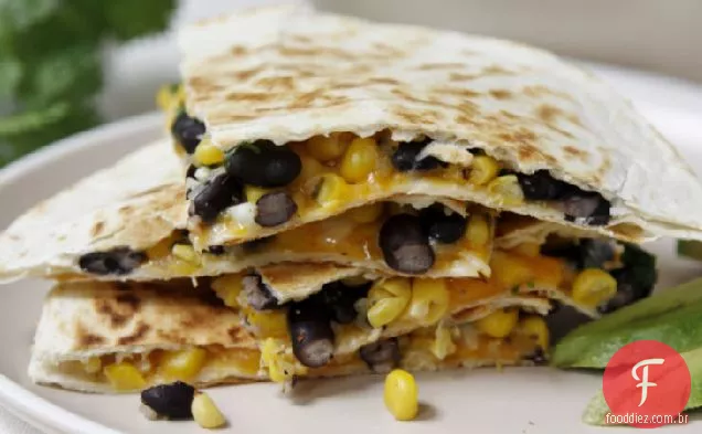 Feijão preto e milho Quesadillas