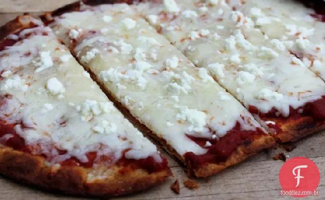 Quatro Pizzas De Pão Achatado De Queijo
