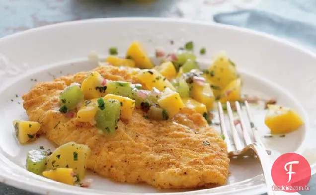 Peixe assado crocante com Salsa Tropical