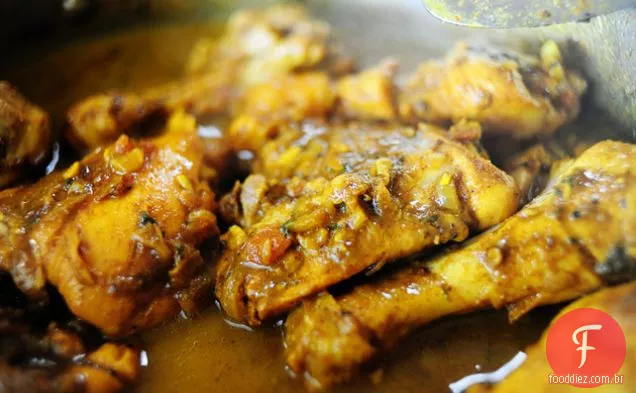 Caril de frango Trinidadiano de Tom