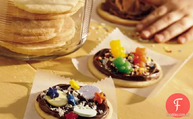 Mini Cookie Pizzas