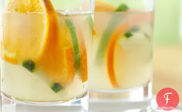 Skinny Cucumber Lime SPAgarita