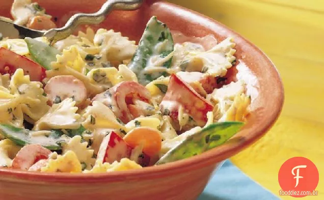 Salada Cremosa De Macarrão Com Parmesão