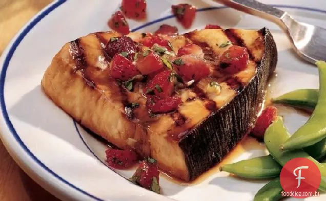 Espadarte com Salsa De Morango