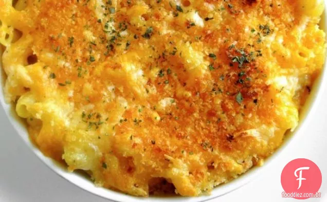 Macarrão Com Leite Coalhado E Queijo