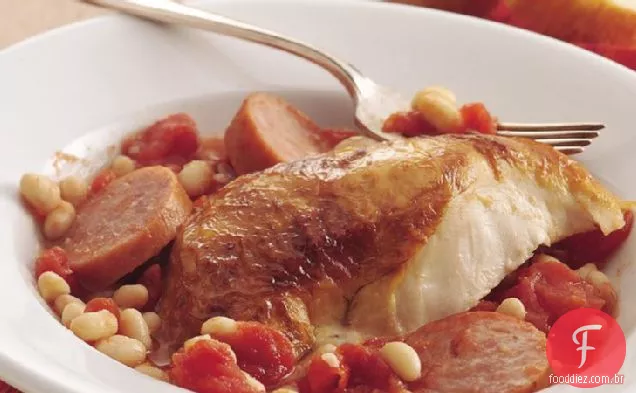 Caçarola de frango, feijão e Salsicha