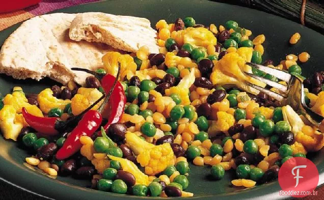 Ervilhas indianas divididas com legumes