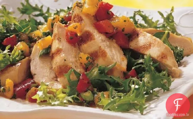 Salada De Frango Grelhado Com Molho De Damasco