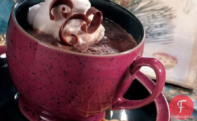 Café Cremoso De Amêndoa Com Chocolate