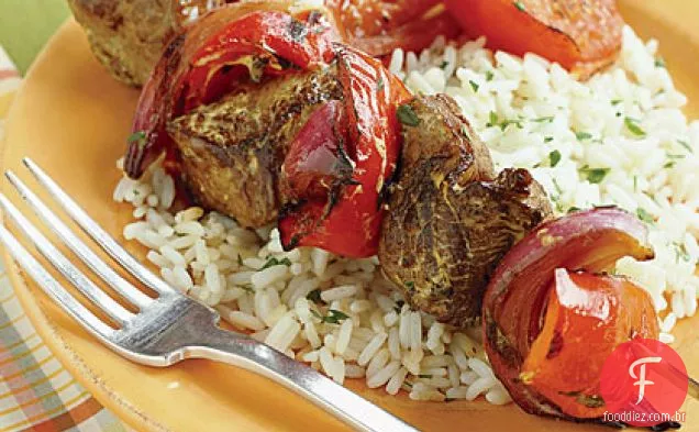 Espetos De Carne Vitrificada Com Mostarda